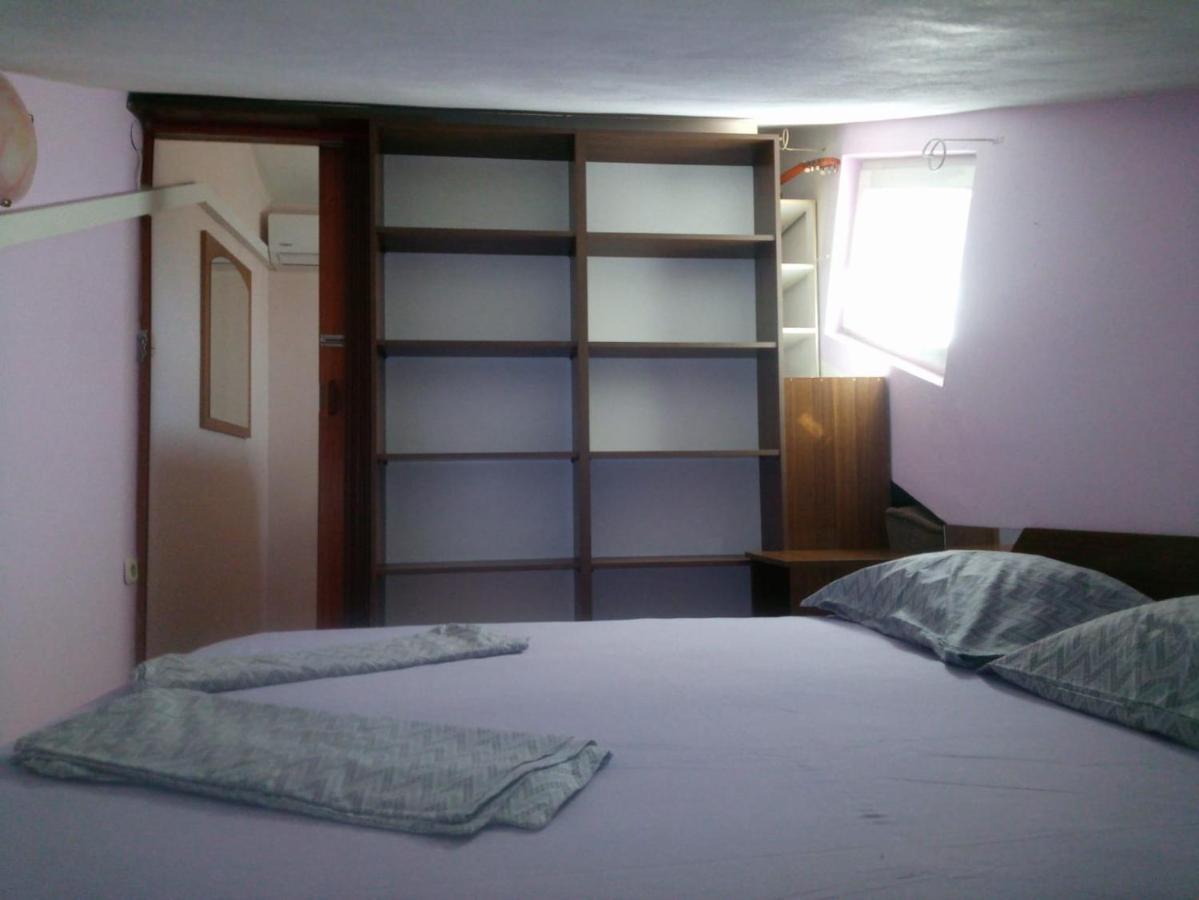 Apartments Tomisa Спліт Екстер'єр фото
