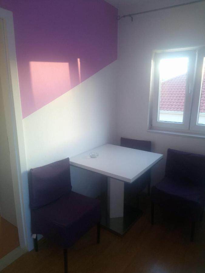 Apartments Tomisa Спліт Екстер'єр фото