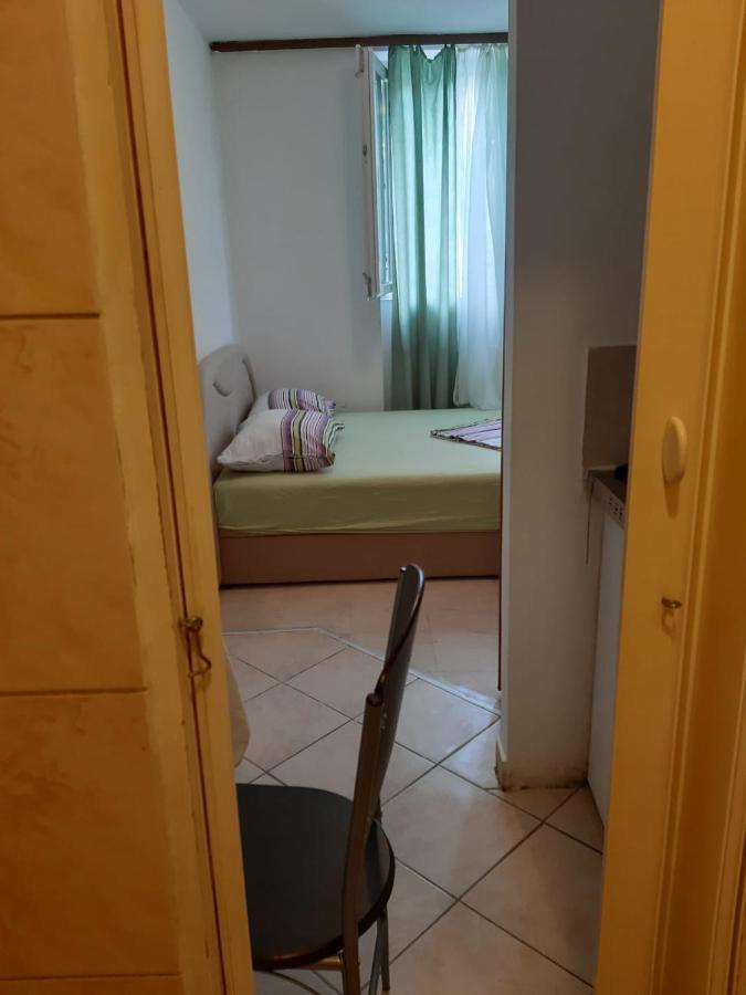 Apartments Tomisa Спліт Екстер'єр фото