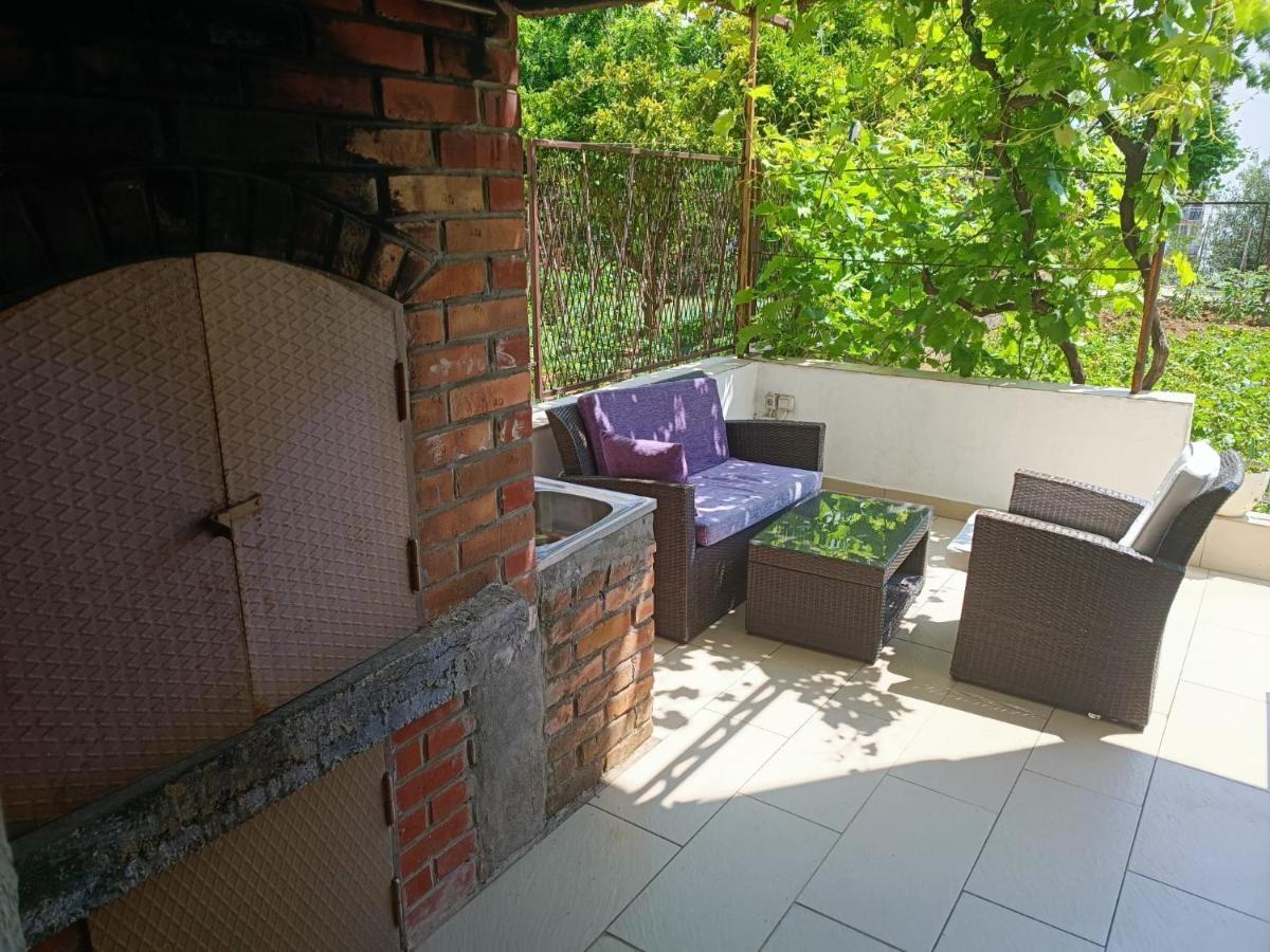 Apartments Tomisa Спліт Екстер'єр фото