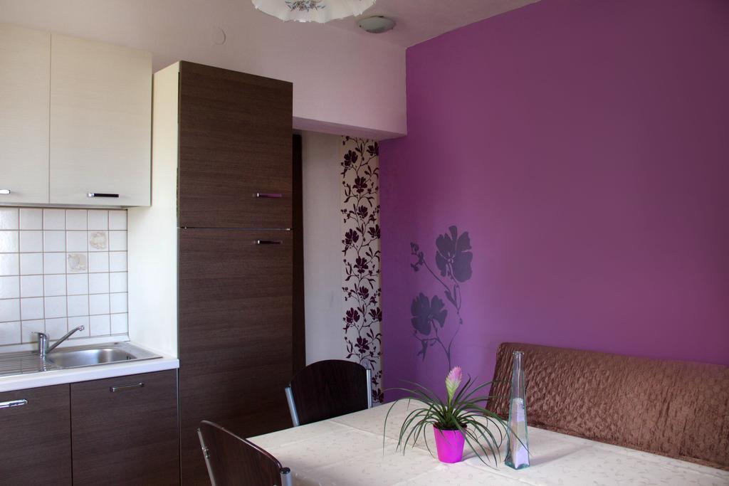 Apartments Tomisa Спліт Номер фото