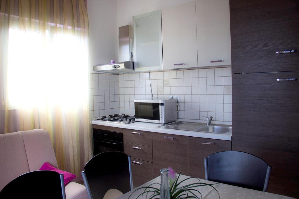 Apartments Tomisa Спліт Номер фото